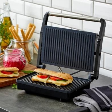 Perfekt Frokostsæt - Paninigrill, Skærebræt og Tilbehør. Vejl. udsalgspris kr. 1089,-