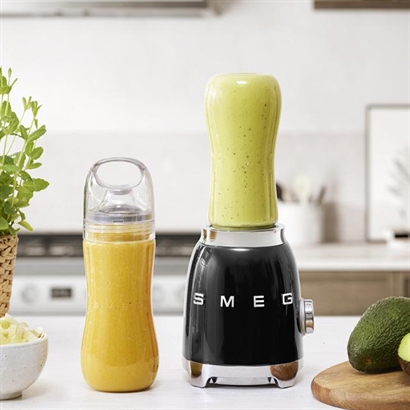 SMEG Kompakt italiensk blender - 3 farver - Vejledende udsalgspris 1299,- 