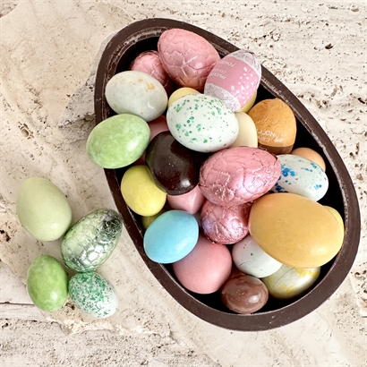 Chokoladeskal belgisk chokolade fyldt med luksus påskeblanding ca. 374 gram