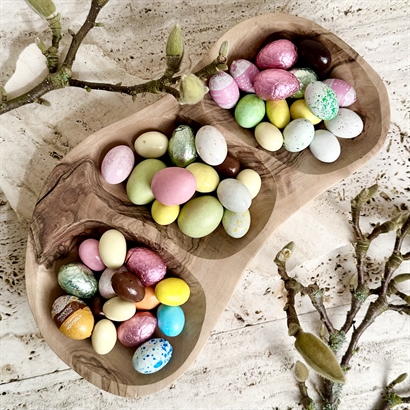 Smuk Bambusæske med Luksus påskeblanding 1300 gram