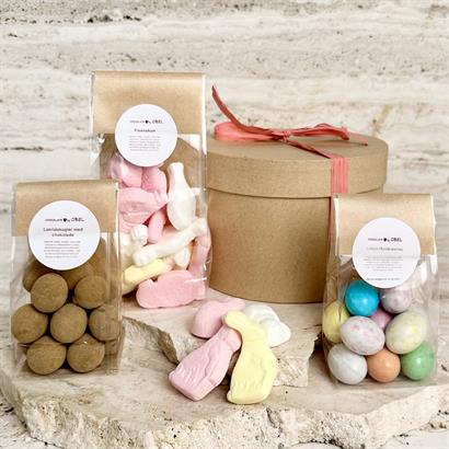 Hatteæske med påskegodter til familiehyggen - 280 gram