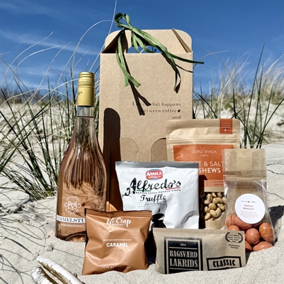 Sommergave med Alkoholfri Rabarber cider og masser af lækre snacks