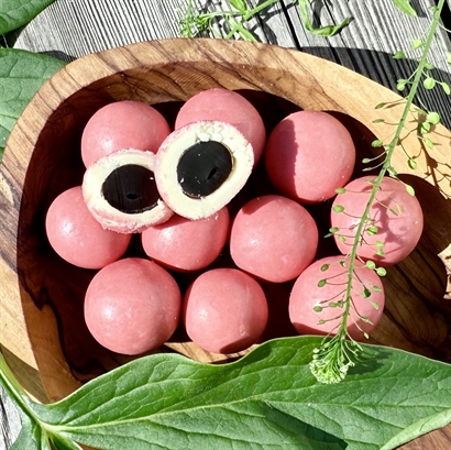 Sommergave med Rosé Spumante, Bülow lakrids, chips og Chokolade