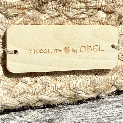 Jute Kurv med Blomstereng og Italiensk Chokolade Passion 500 gram