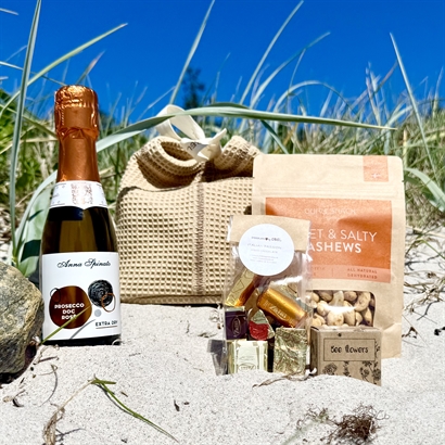 Waffelvævet Bomuldspose med Rosé Prosecco, Blomstereng og Snacks