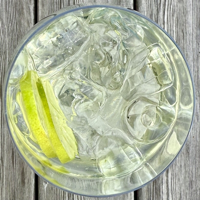 Sommergave - Hugo Spritz Kit med lækre Snacks