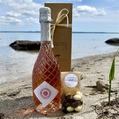 Sommergave Alkoholfri mousserende Rosé og Italienske Chokolademandler