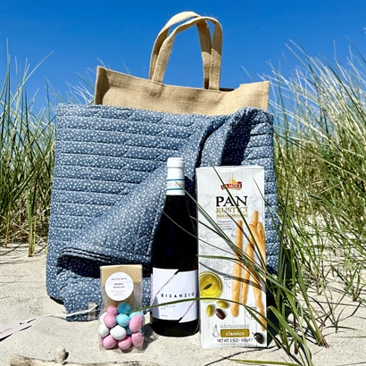 Sommergave med Bloomingville Strandtæppe, Rosé og Snacks