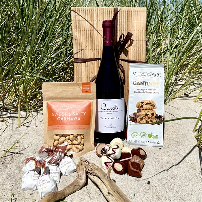 Sommergave med Barolo 2017, Belgisk chokolade, cantucci og salte cashew nødder