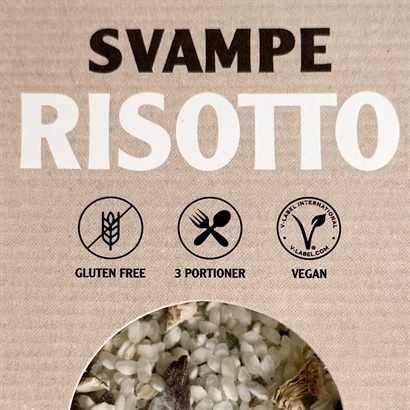 Luksuskurv med Barolo, chokolade, risotto og snacks.