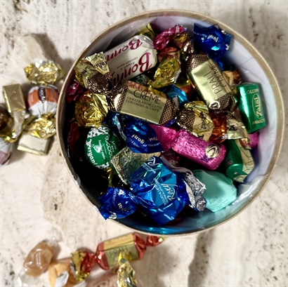 Hatteæske med Luksus Chokoladeblanding 500 gram