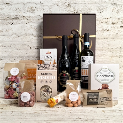 Gavekurv stor med delikatesser, vin og søde fristelser – en gave der glæder