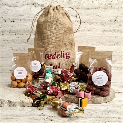 Julesæk – luksus chokolade, lakrids & mandler med “Glædelig Jul” print