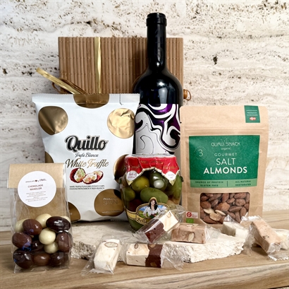 Bambusæske med Tapas kit spansk rødvin og delikatesser