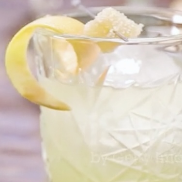 Gin Hass luksus gave med lækre snacks
