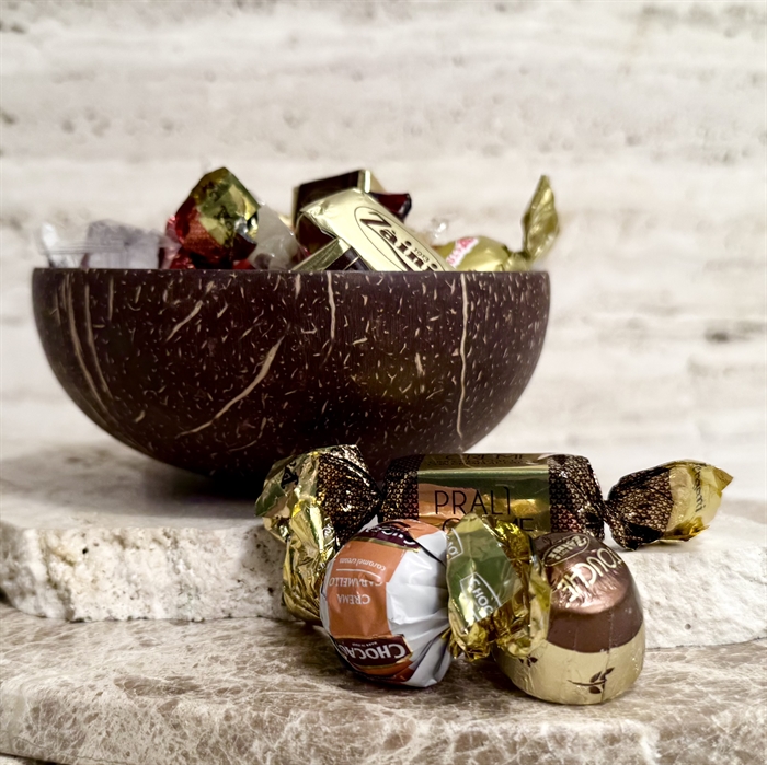 Kokosnød skål med  300 gram luksus chokoladeblanding