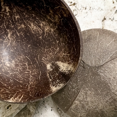 Kokosnød skål med  300 gram luksus chokoladeblanding