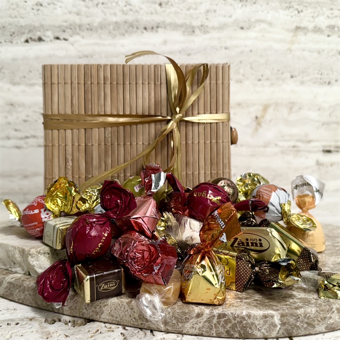 Luksus chokoladeblanding 300 gram i naturfarvet bambusæske