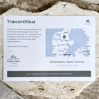 Plant et træ - Bambusæske fyldt med 360 gram lækker chokolade