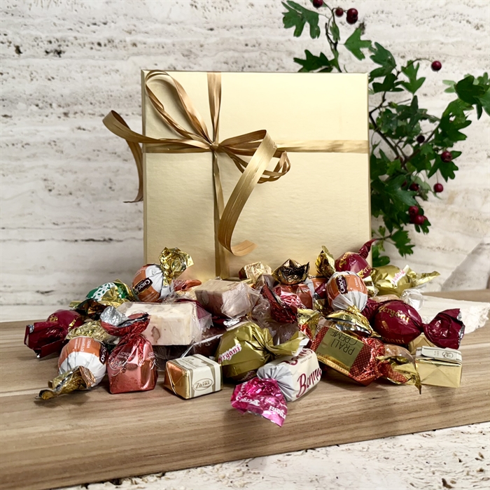 Luksus chokoladeblanding 600 gram i guldæske