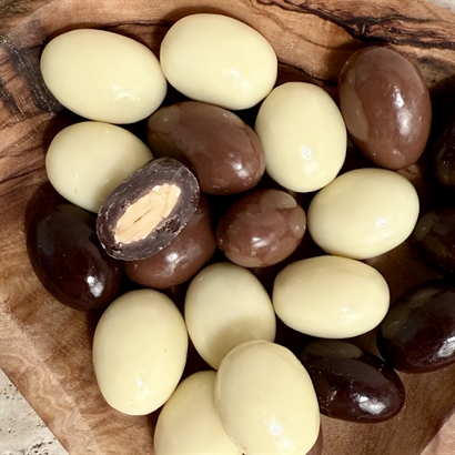 Træskrin med portvin Graham\'s The Tawny. og Italienske chokolademandler