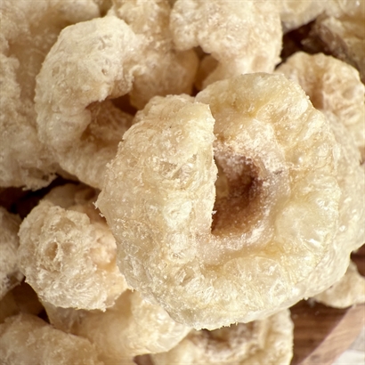 Kæmpe julekurv med alt hvad hjertet begærer. Delikatesser vin, portvin, delikatesser, lakrids og chokolade