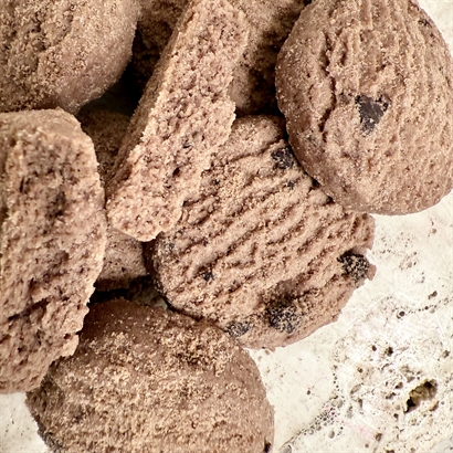 Luksuskurv med Georg Jensen hvidvinsglas, Luksus hvidvin og delikatesser