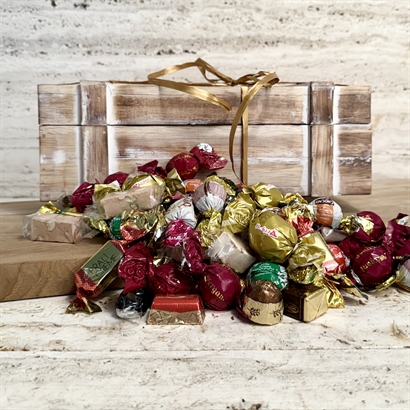 Skattekiste fyldt med 1000 gram luksus chokoladeblanding