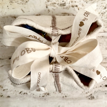 Rustik bomuldspose med Danske påskeæg, Påskeblanding, Bagsværd lakrids, snacks og frøbombe