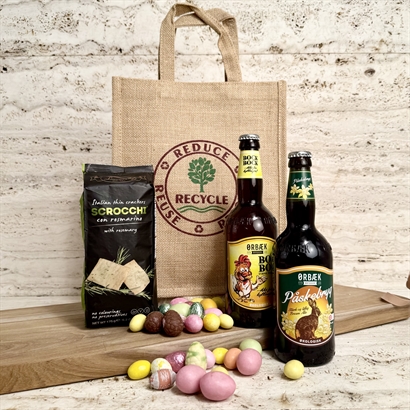 Shoppingbag med Økologisk Påskebryg, Kiks og Påskechokolade 