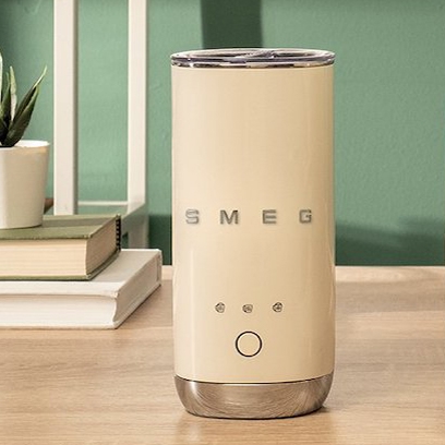 SMEG Mælkeskummer - 3 farver - Vejledende udsalgspris 999,- 