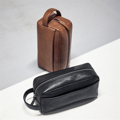 Markberg Dominic Toiletry Bag - 2 Farver - Vejl. udsalgspris kr. 799,-