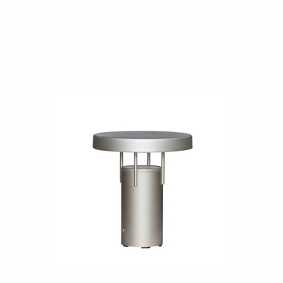 BringMe Transportabel Lampe i 2 farver - Vejledende Udsalgspris 749,- 