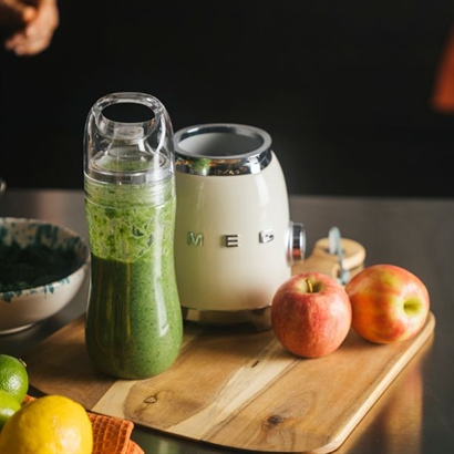 SMEG Kompakt italiensk blender - 5 farver - Vejledende udsalgspris 1299,- 