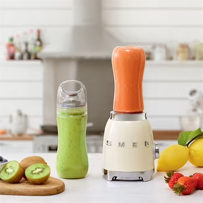 SMEG Kompakt italiensk blender - 3 farver - Vejledende udsalgspris 1299,- 